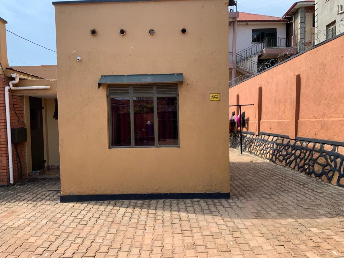Lark Suites -Bukoto Kampala Exterior foto